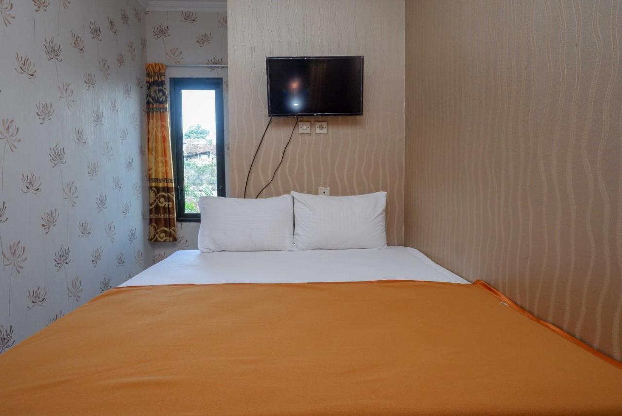 Hostel Koolkost Syariah Near Malioboro Area Yogyakarta Exterior foto