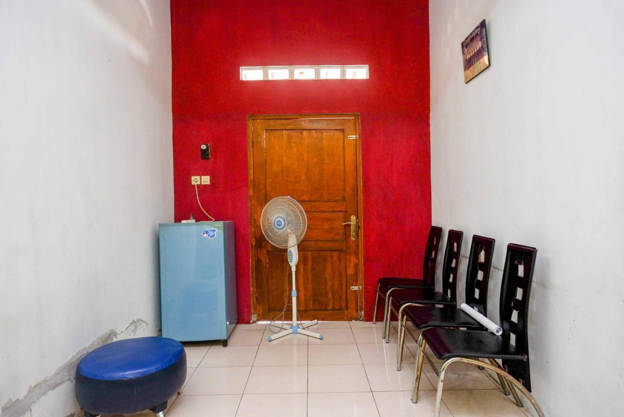 Hostel Koolkost Syariah Near Malioboro Area Yogyakarta Exterior foto